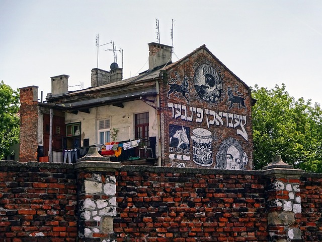 Zdjęcie atrakcji Krakowa jaką jest żydowska dzielnica Krakowa Kazimierz